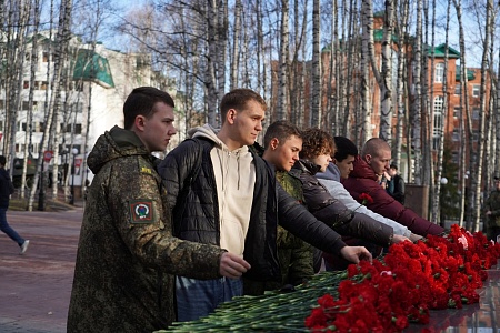 "Dawn of Victory" Greeted in Khanty-Mansiysk  